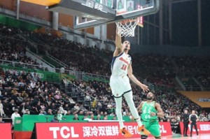 华体会体育-酸死了，辽宁电台解说吐槽广东靠外援，官媒跟自媒体已经没区别了