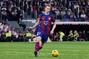 每体：德容进行了单独训练，俱乐部对其复出持谨慎态度